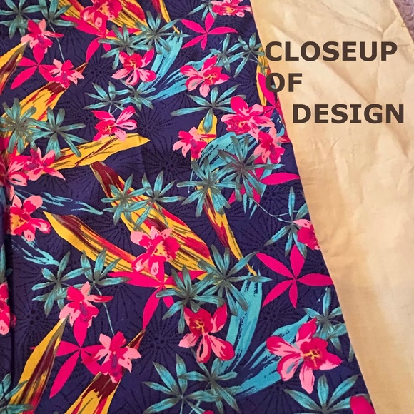 NEW PHOTOS! CAPRIS, FLORAL, SUMMER BLUE (Multicolour), SIZE 5X, BACK & COIN POCK - Picture 11 of 14